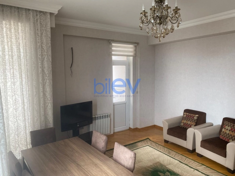 Aylıq Kirayə 3 otaqlı Yeni Tikili bina evi  90m², Bakı