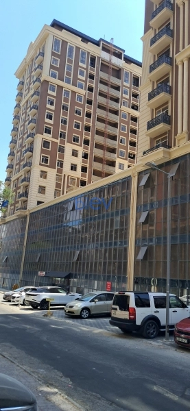 Satış 3 otaqlı Yeni Tikili bina evi  140m², Bakı