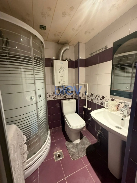 Satış 3 otaqlı Köhnə Tikili bina evi  60m², Bakı