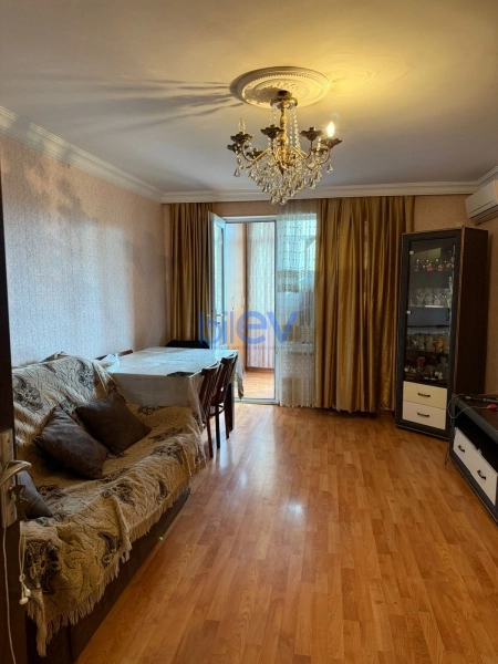 Satış 3 otaqlı Köhnə Tikili bina evi  60m², Bakı