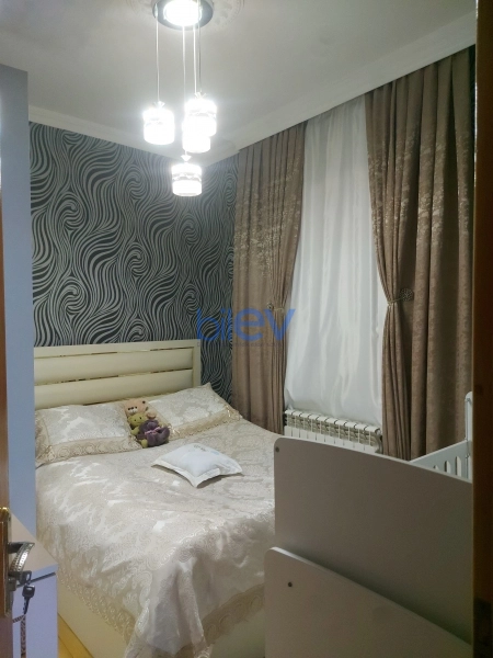 Satış 4 otaqlı Həyət evi  100m², Bakı
