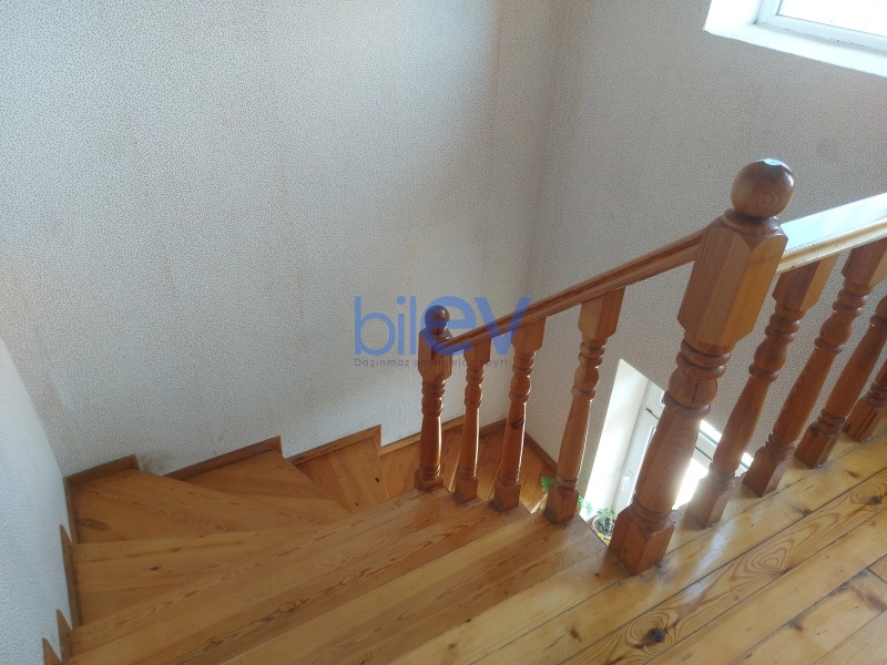 Satış 4 otaqlı Həyət evi  100m², Bakı