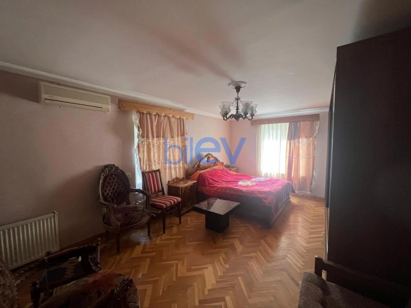 Günlük Kirayə 5 otaqlı Bağ evi  250m², Bakı