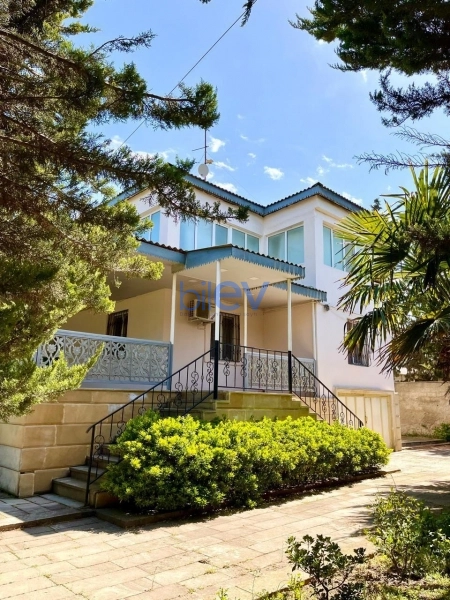 Günlük Kirayə 5 otaqlı Bağ evi  250m², Bakı