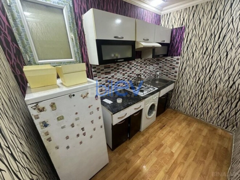 Aylıq Kirayə 3 otaqlı Köhnə Tikili bina evi  70m², Bakı