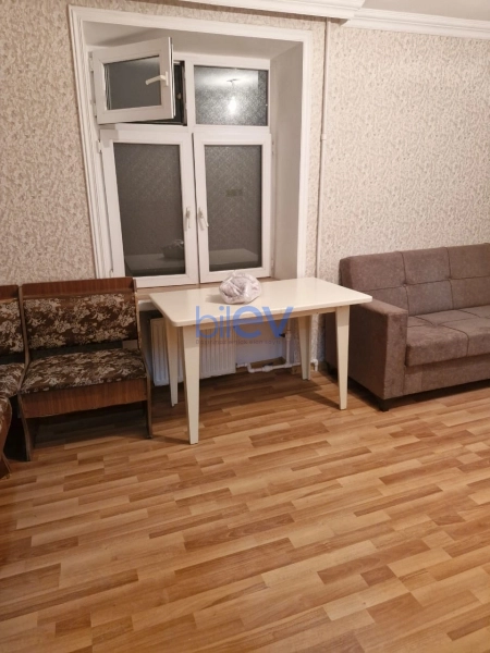 Aylıq Kirayə 2 otaqlı Köhnə Tikili bina evi  37m², Bakı