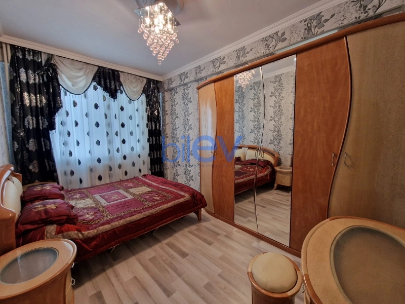 Aylıq Kirayə 3 otaqlı Yeni Tikili bina evi  90m², Bakı