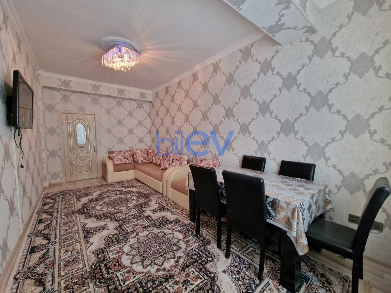 Aylıq Kirayə 3 otaqlı Yeni Tikili bina evi  90m², Bakı
