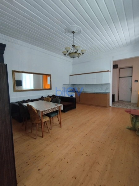 Aylıq Kirayə 2 otaqlı Köhnə Tikili bina evi  60m², Bakı