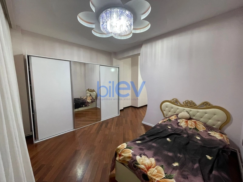 Aylıq Kirayə 3 otaqlı Yeni Tikili bina evi  160m², Bakı