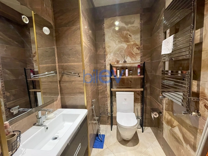 Aylıq Kirayə 3 otaqlı Yeni Tikili bina evi  160m², Bakı