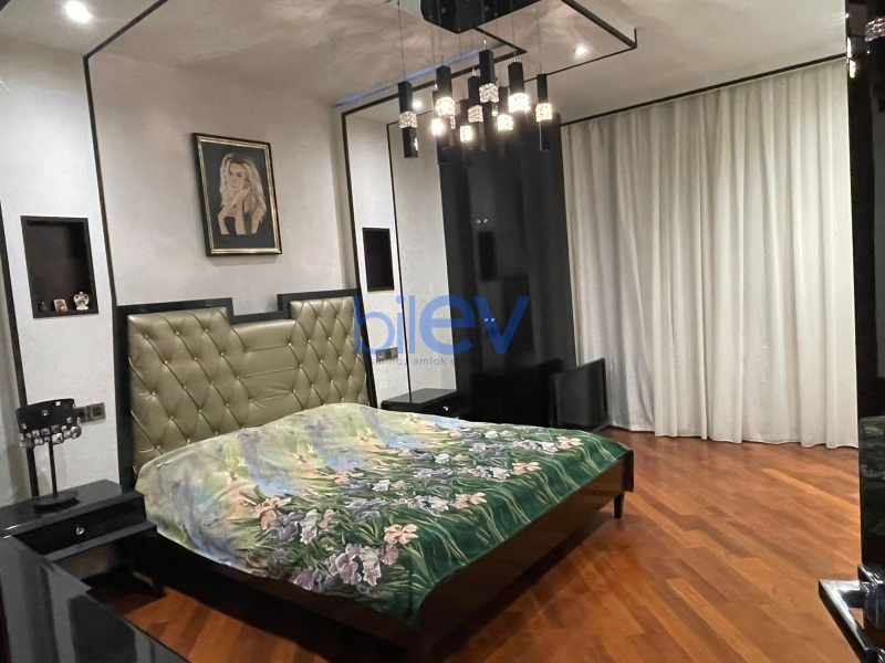 Aylıq Kirayə 3 otaqlı Yeni Tikili bina evi  160m², Bakı