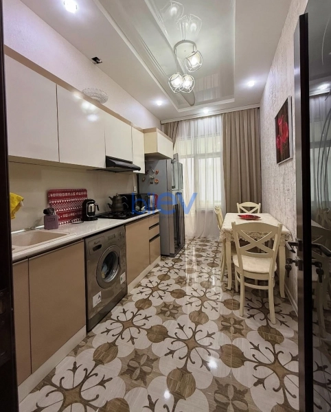 Aylıq Kirayə 3 otaqlı Obyekt  1400m², Bakı