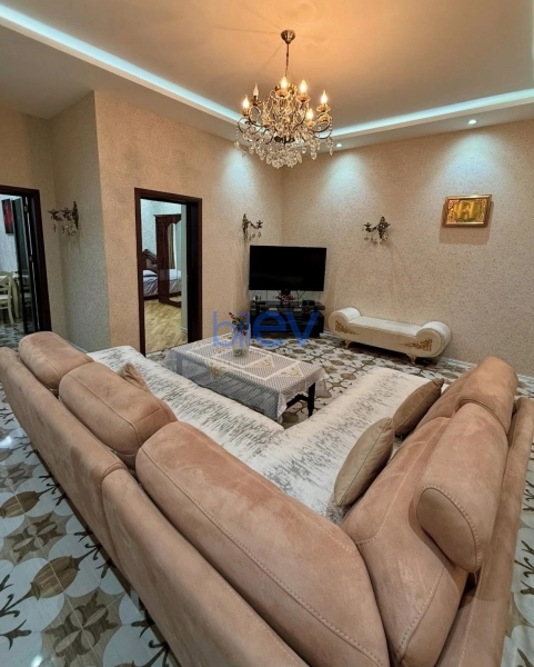 Aylıq Kirayə 3 otaqlı Obyekt  1400m², Bakı