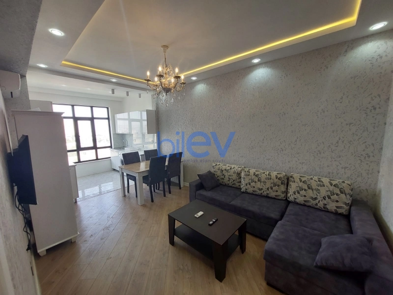 Aylıq Kirayə 3 otaqlı Yeni Tikili bina evi  70m², Bakı