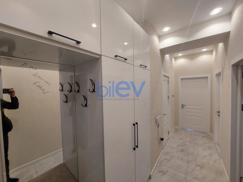 Aylıq Kirayə 3 otaqlı Yeni Tikili bina evi  70m², Bakı