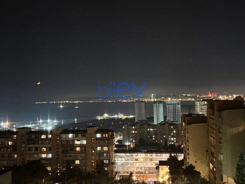 Aylıq Kirayə 3 otaqlı Köhnə Tikili bina evi  98m², Bakı