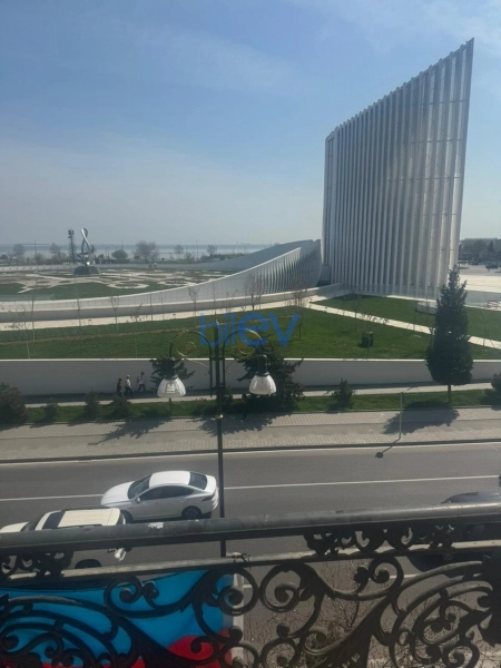 Aylıq Kirayə 2 otaqlı Köhnə Tikili bina evi  48m², Bakı