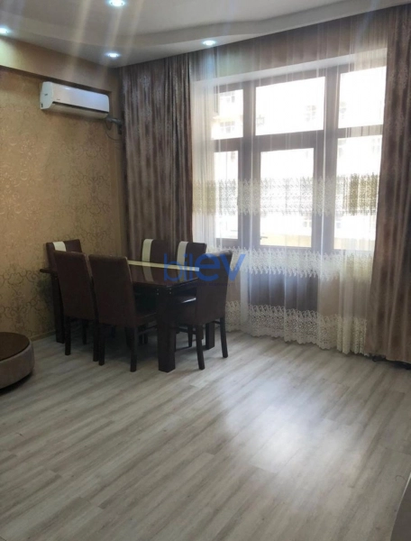 Aylıq Kirayə 2 otaqlı Yeni Tikili bina evi  65m², Bakı