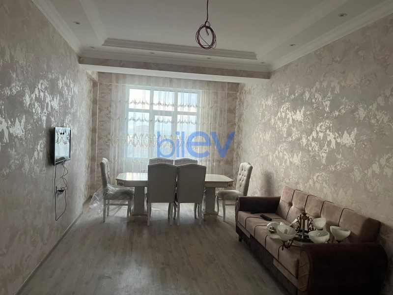 Aylıq Kirayə 3 otaqlı Yeni Tikili bina evi  90m², Bakı