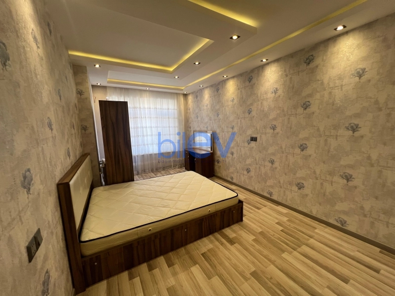 Aylıq Kirayə 4 otaqlı Köhnə Tikili bina evi  98m², Bakı