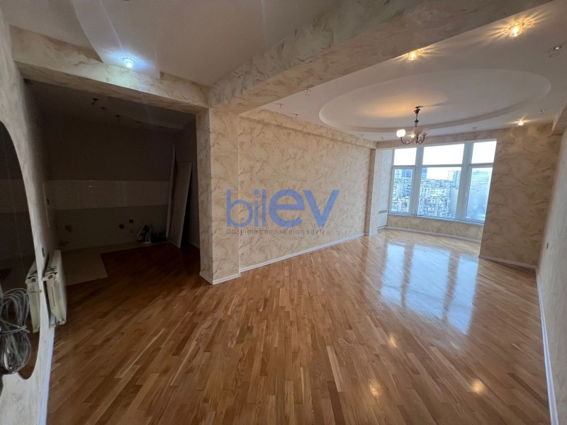 Satış 3 otaqlı Yeni Tikili bina evi  80m², Bakı