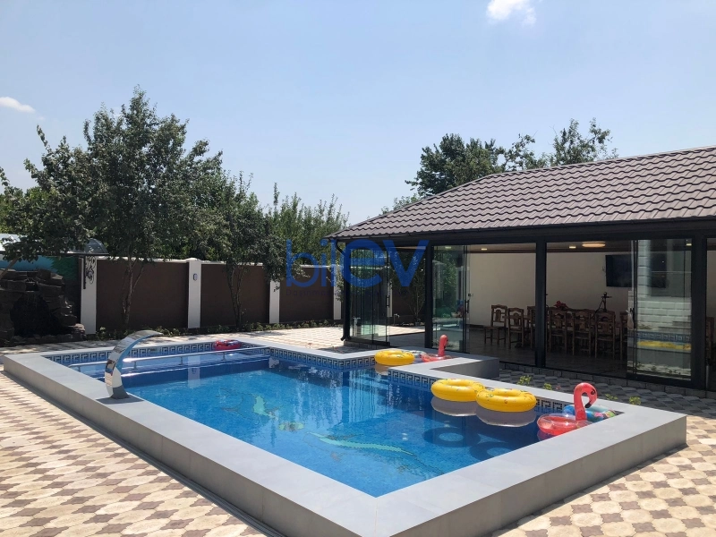 Günlük Kirayə 9 otaqlı Həyət evi  400m², İsmayıllı