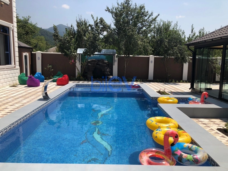 Günlük Kirayə 9 otaqlı Həyət evi  400m², İsmayıllı