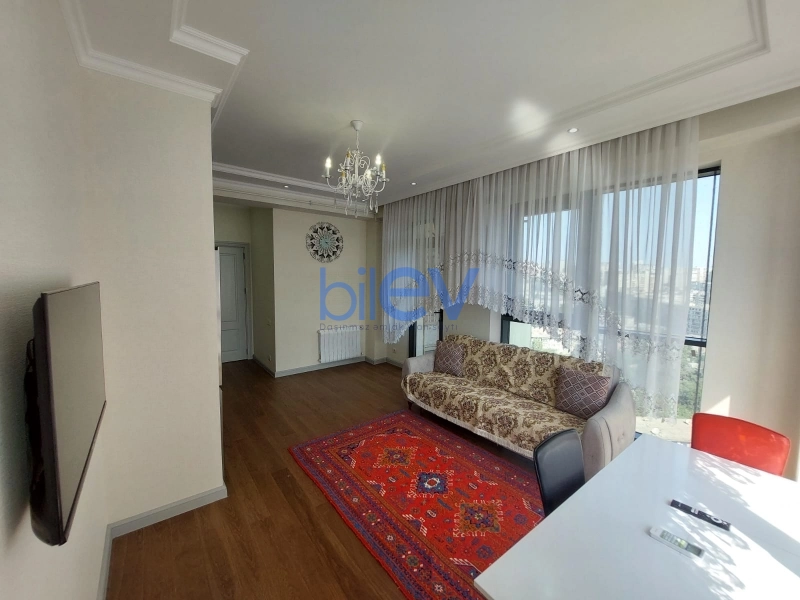 Aylıq Kirayə 3 otaqlı Yeni Tikili bina evi  88m², Bakı