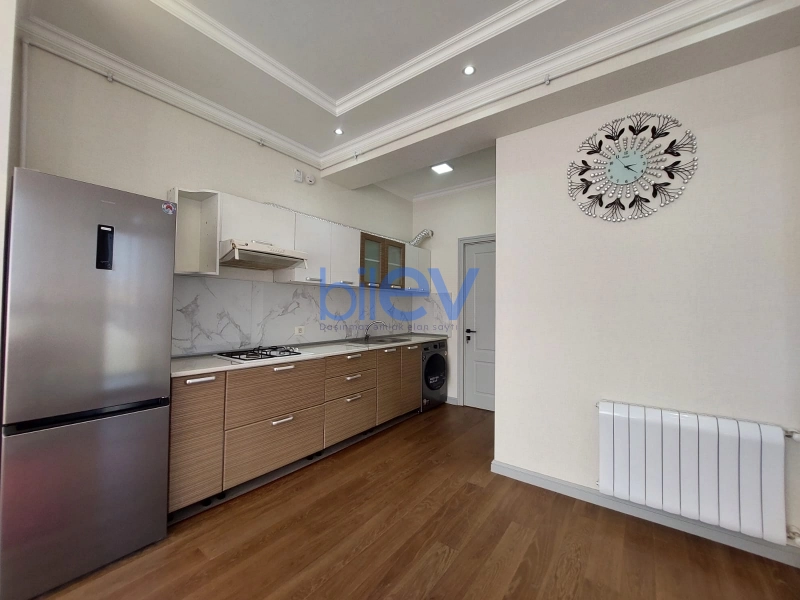 Aylıq Kirayə 3 otaqlı Yeni Tikili bina evi  88m², Bakı
