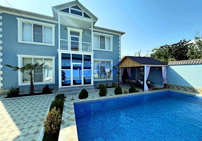 Günlük Kirayə 5 otaqlı Villa  350m², Qəbələ