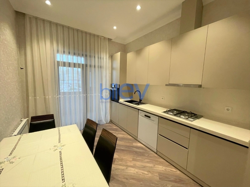 Aylıq Kirayə 2 otaqlı Yeni Tikili bina evi  100m², Bakı