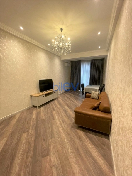Aylıq Kirayə 2 otaqlı Yeni Tikili bina evi  100m², Bakı