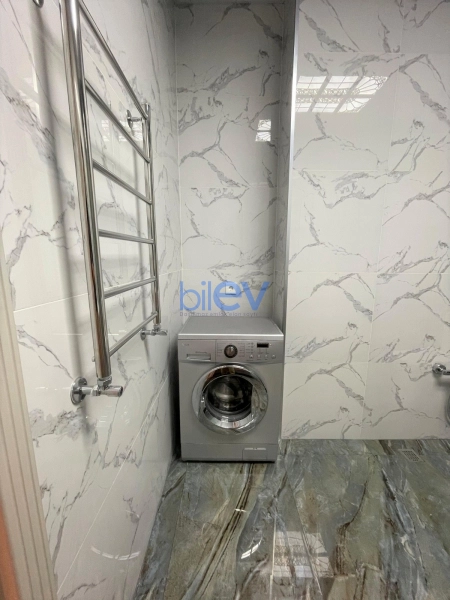 Aylıq Kirayə 2 otaqlı Yeni Tikili bina evi  100m², Bakı