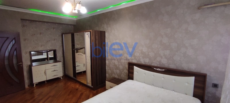 Aylıq Kirayə 4 otaqlı Yeni Tikili bina evi  128m², Bakı