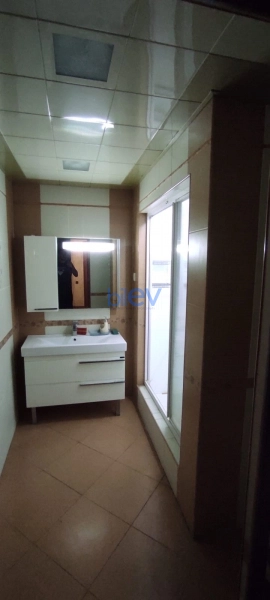 Aylıq Kirayə 4 otaqlı Yeni Tikili bina evi  128m², Bakı
