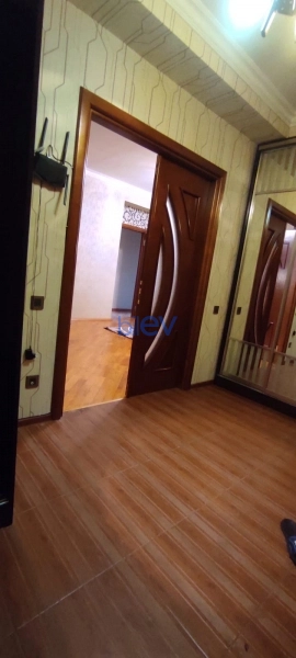 Aylıq Kirayə 4 otaqlı Yeni Tikili bina evi  128m², Bakı