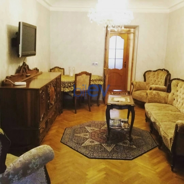 Aylıq Kirayə 3 otaqlı Köhnə Tikili bina evi  50m², Bakı