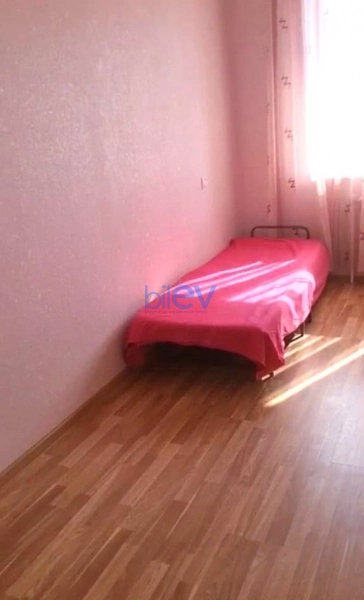 Aylıq Kirayə 3 otaqlı Köhnə Tikili bina evi  90m², Bakı