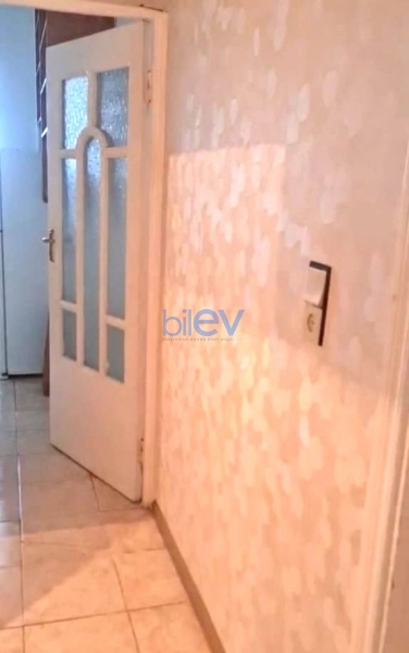 Aylıq Kirayə 3 otaqlı Köhnə Tikili bina evi  90m², Bakı