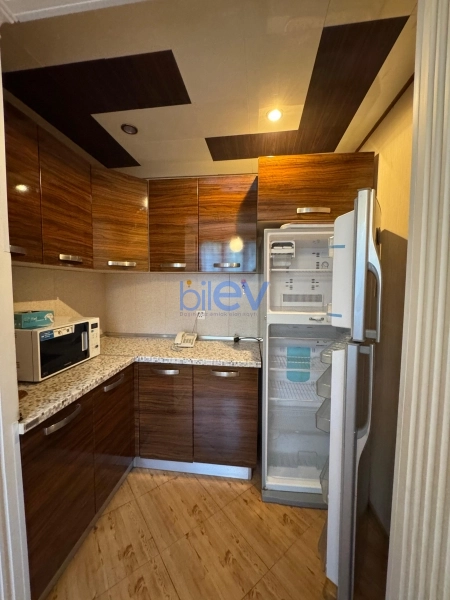 Aylıq Kirayə 3 otaqlı Köhnə Tikili bina evi  64m², Bakı
