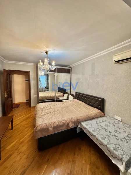 Aylıq Kirayə 3 otaqlı Köhnə Tikili bina evi  64m², Bakı