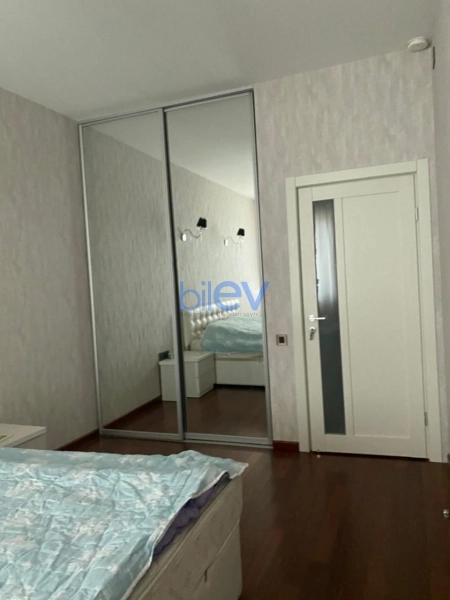 Aylıq Kirayə 2 otaqlı Yeni Tikili bina evi  110m², Bakı