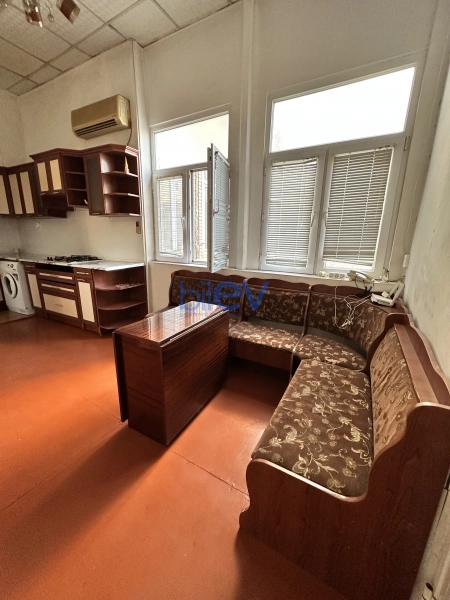 Aylıq Kirayə 2 otaqlı Köhnə Tikili bina evi  85m², Bakı