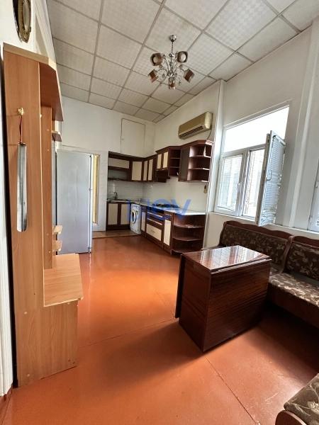 Aylıq Kirayə 2 otaqlı Köhnə Tikili bina evi  85m², Bakı