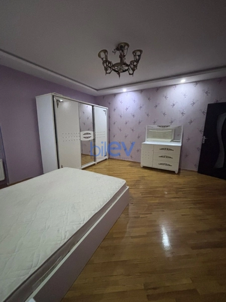 Aylıq Kirayə 3 otaqlı Yeni Tikili bina evi  87m², Bakı