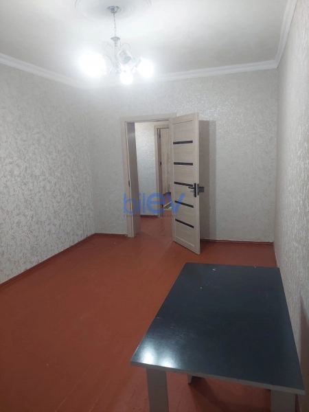 Aylıq Kirayə 2 otaqlı Köhnə Tikili bina evi  60m², Bakı