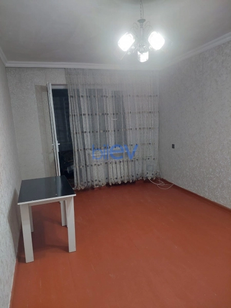 Aylıq Kirayə 2 otaqlı Köhnə Tikili bina evi  60m², Bakı