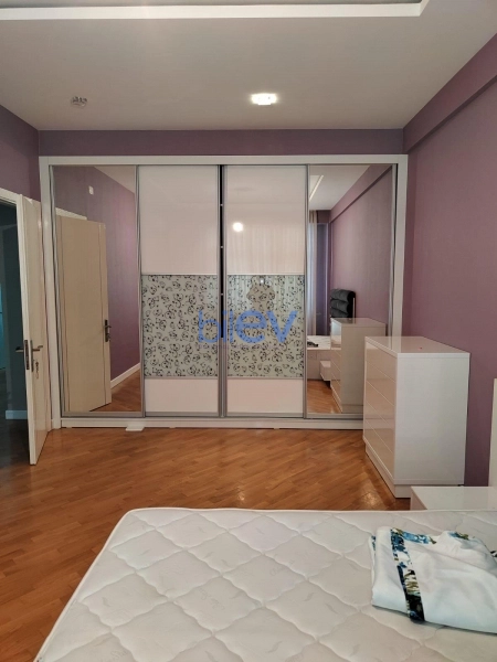 Aylıq Kirayə 2 otaqlı Yeni Tikili bina evi  92m², Bakı