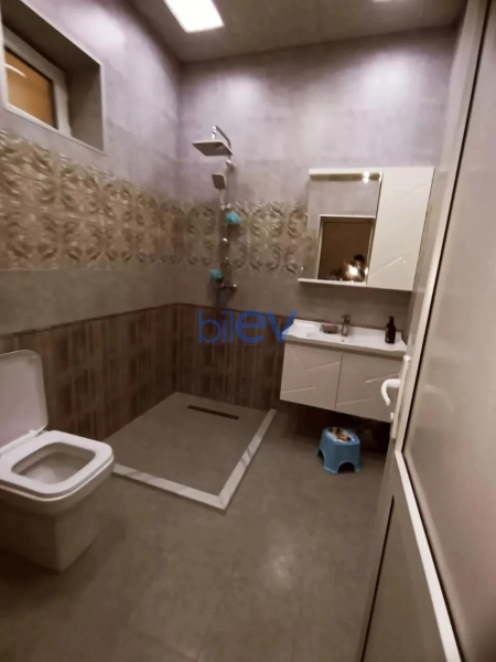 Aylıq Kirayə 3 otaqlı Həyət evi  110m², Bakı